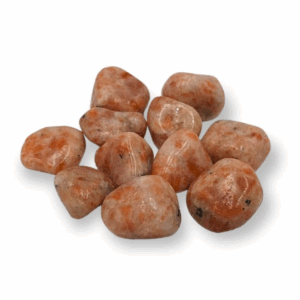 Pierre de soleil orange chatoyante utilisée en lithothérapie pour stimuler la joie, la vitalité et la créativité